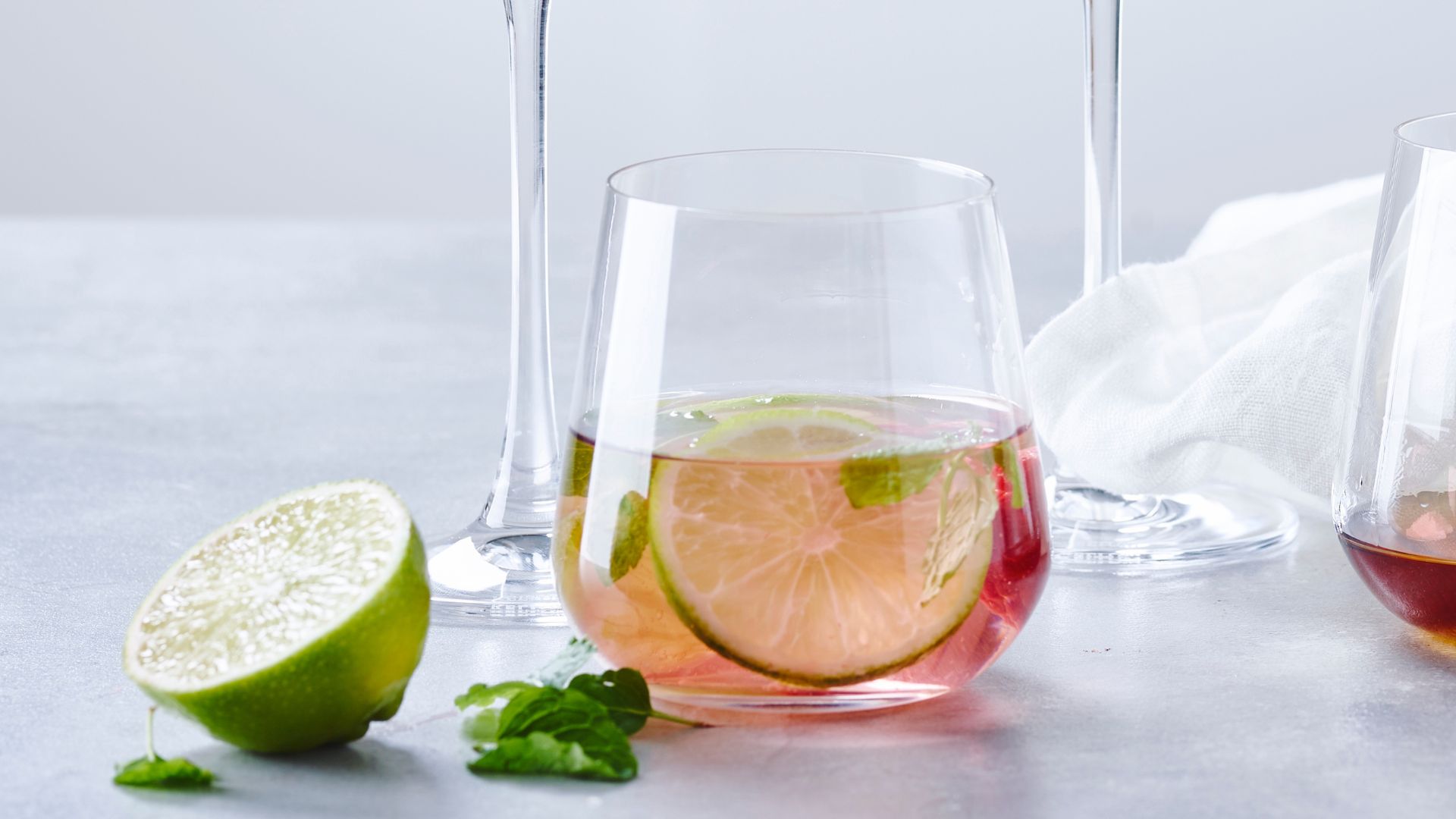 How To Make The Best Mocktails: Discover The Art Of Non-Alcoholic Mixology At Home