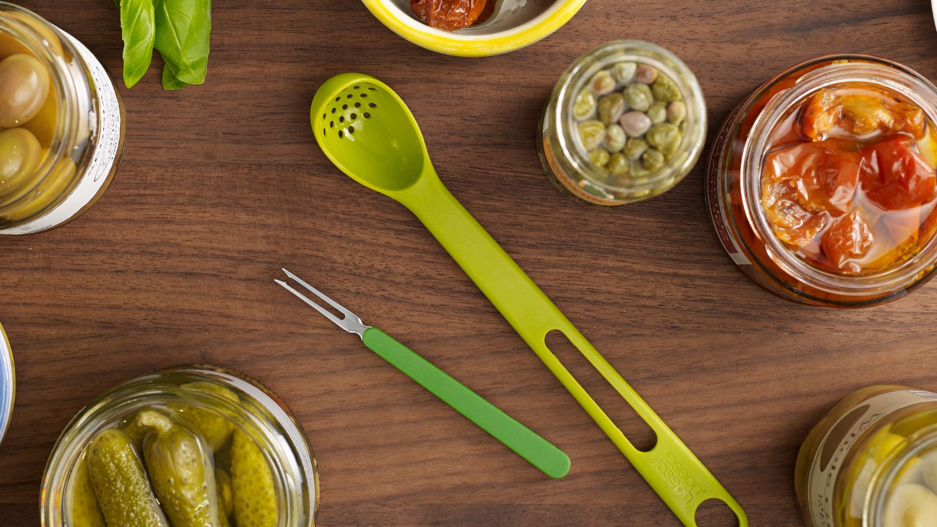 10 Must-Have Kitchen Gadgets For Your Home