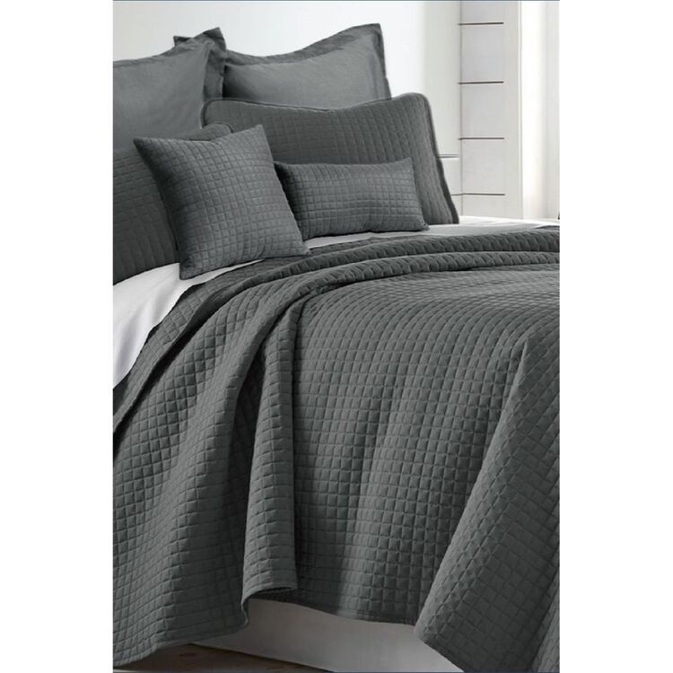 Ramesses 7 Piece Hotel Quality Comforter Set King Bed