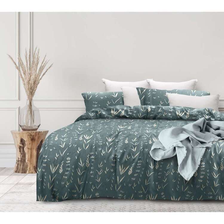 Odyssey Living Thermal Flannelette Louise Quilt Cover Set King Bed