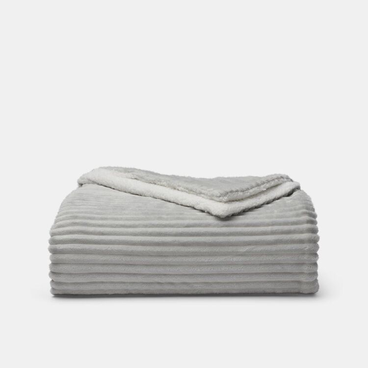 Bas Phillips New York Ribbed Blanket Queen/King Bed