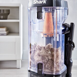 Shark Navigator Pet Vacuum With Self Cleaning Brushroll ZU62
