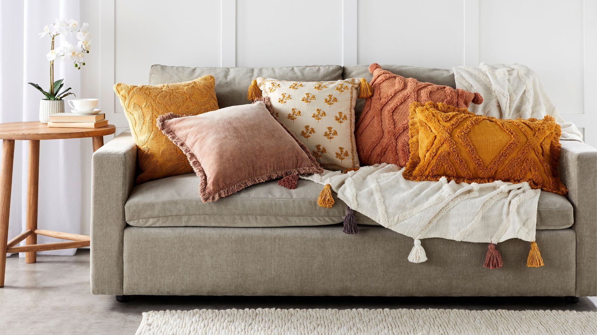 Cushion Styling 101: How To Arrange Cushions On A Couch