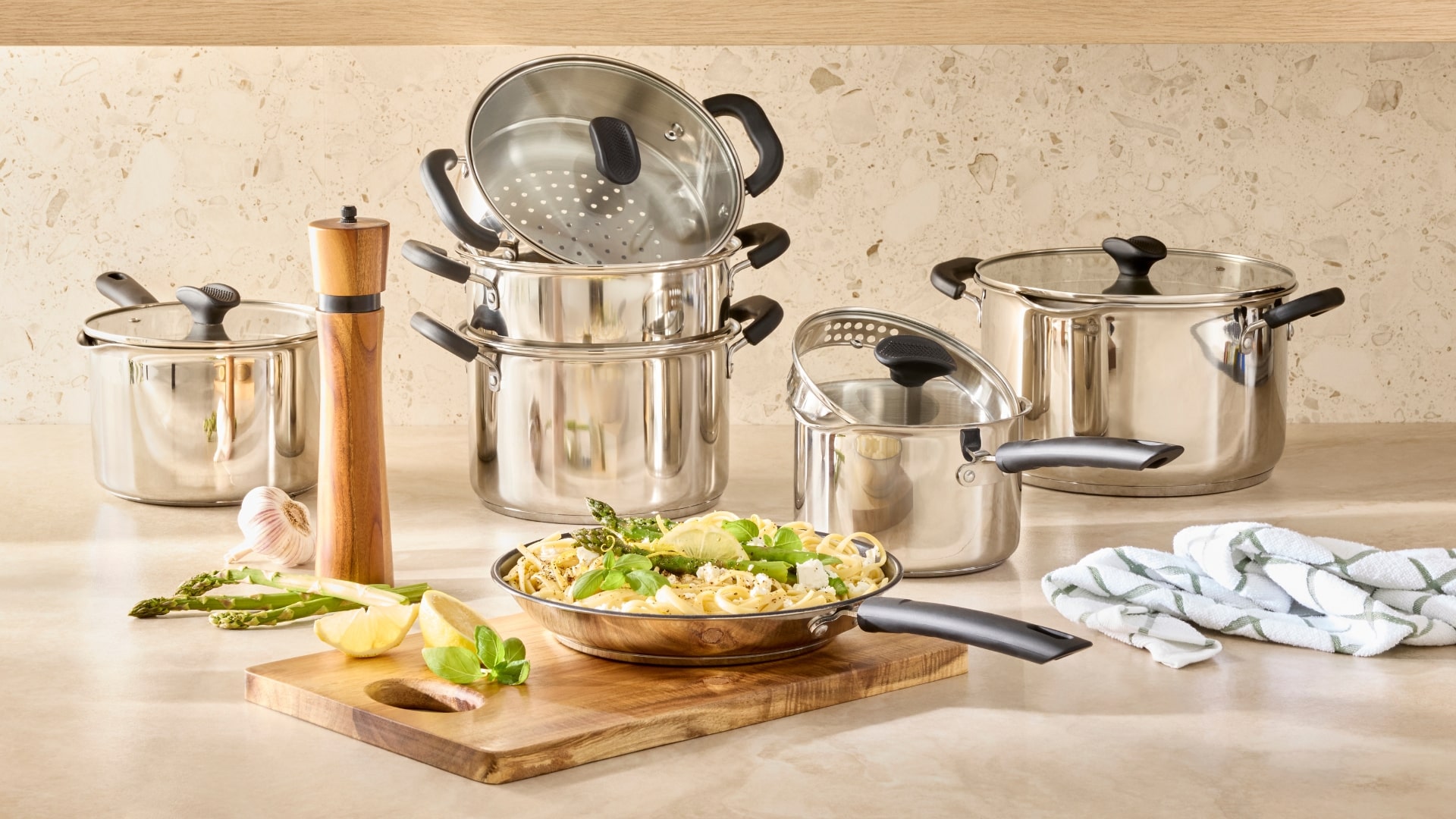 How to Maintain Stainless Steel Cookware: Expert Tips for Lasting Shine