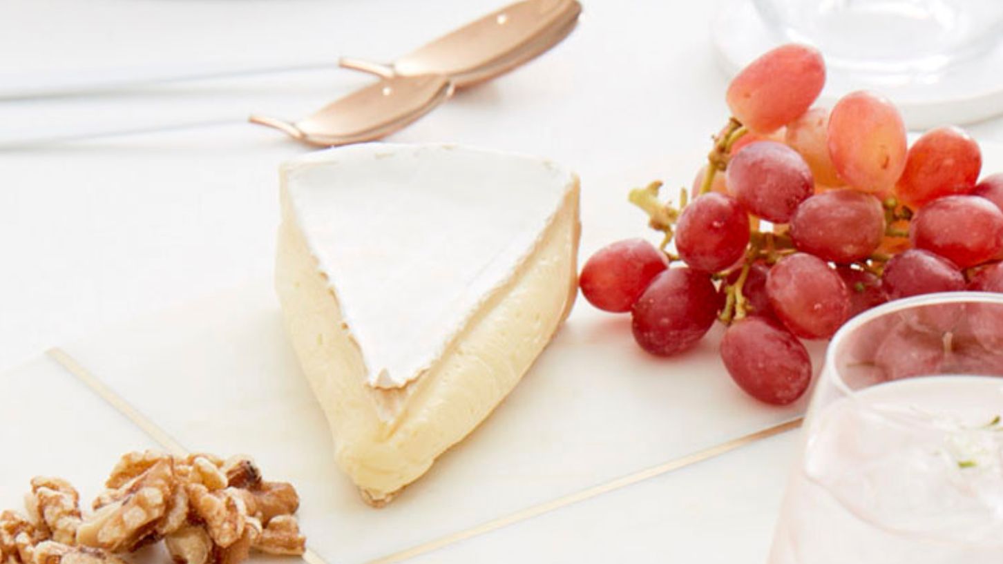 Selecting the perfect cheeses for your board