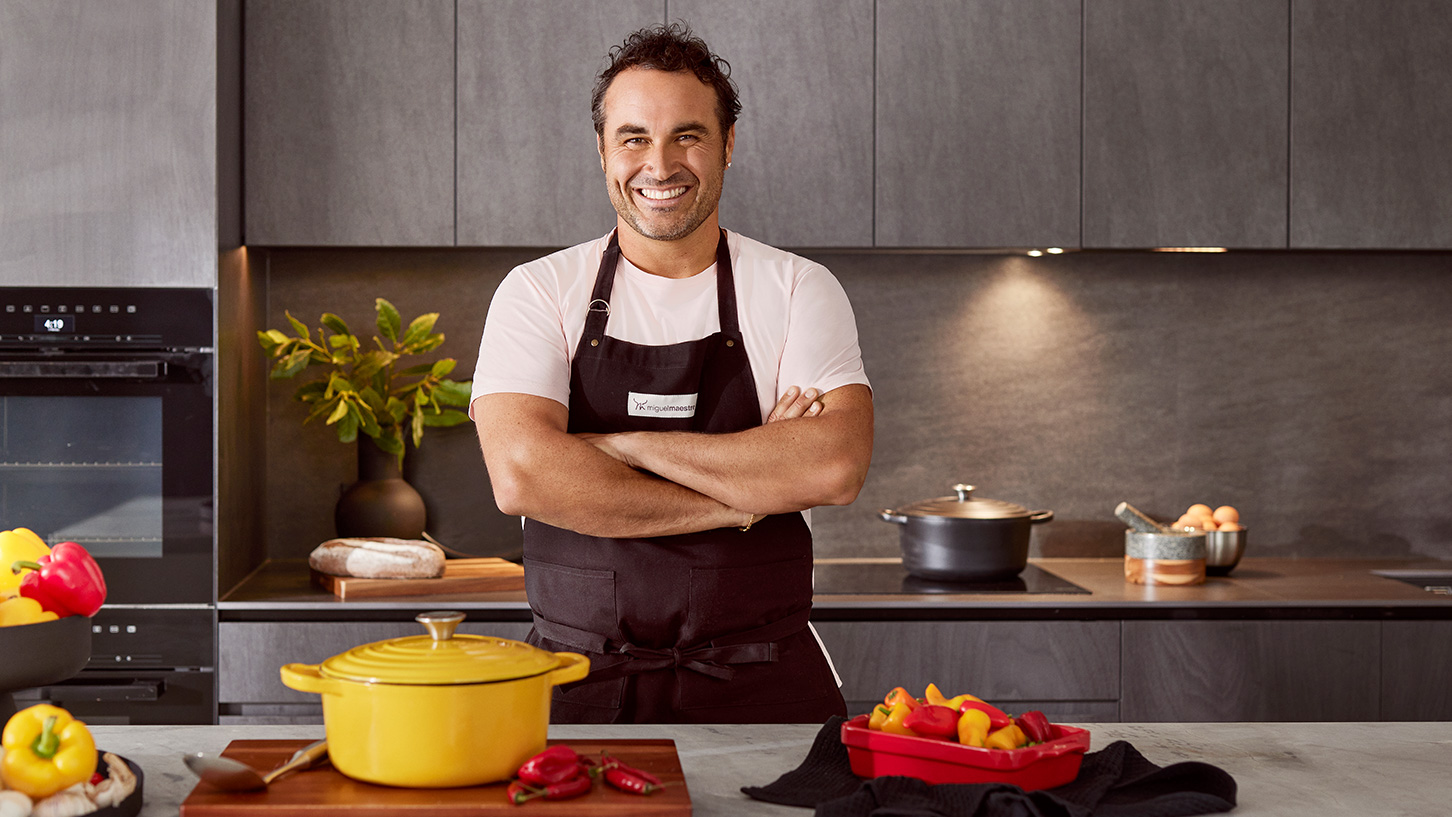 Cook Like A Chef With The Smith & Nobel by Miguel Maestre Range