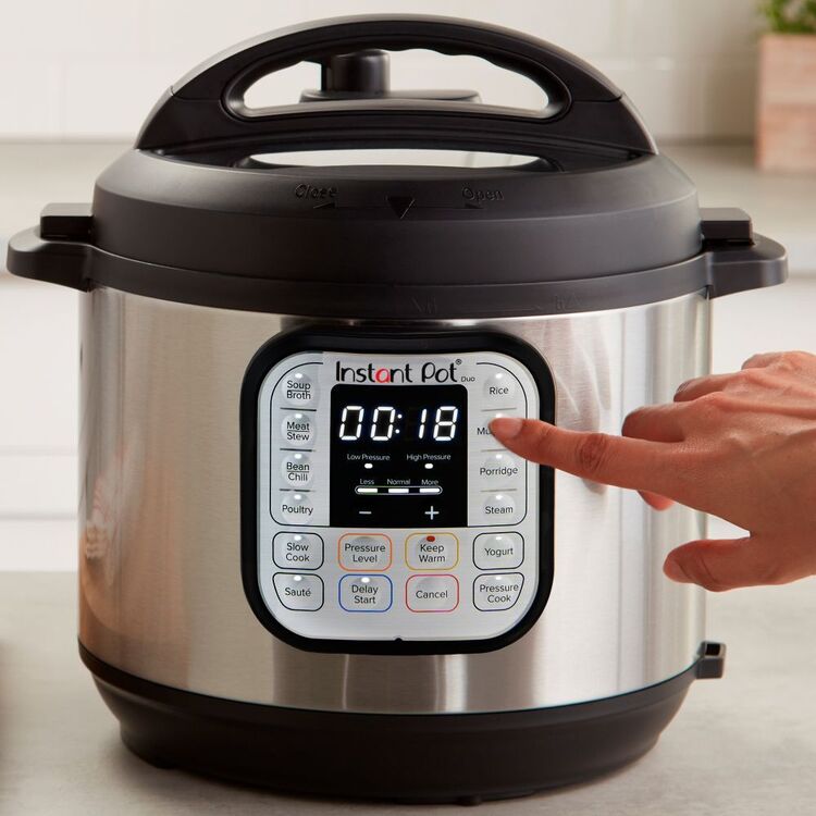 Instant Pot Duo 5.7L 7-IN-1 MultiCooker 112-0181-01-AU | Harris Scarfe