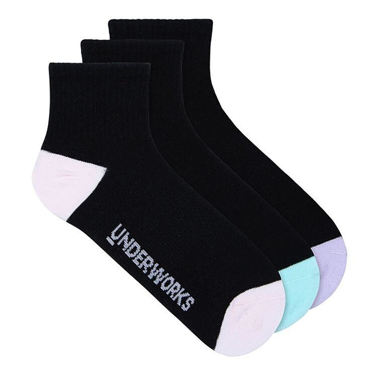 Underworks Women's Sport Lightweight Quarter Crew Socks 3 Pack Black