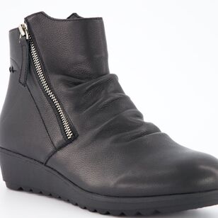 Khoko Women's Leather Dreta Wedge Ruched Ankle Boot Black