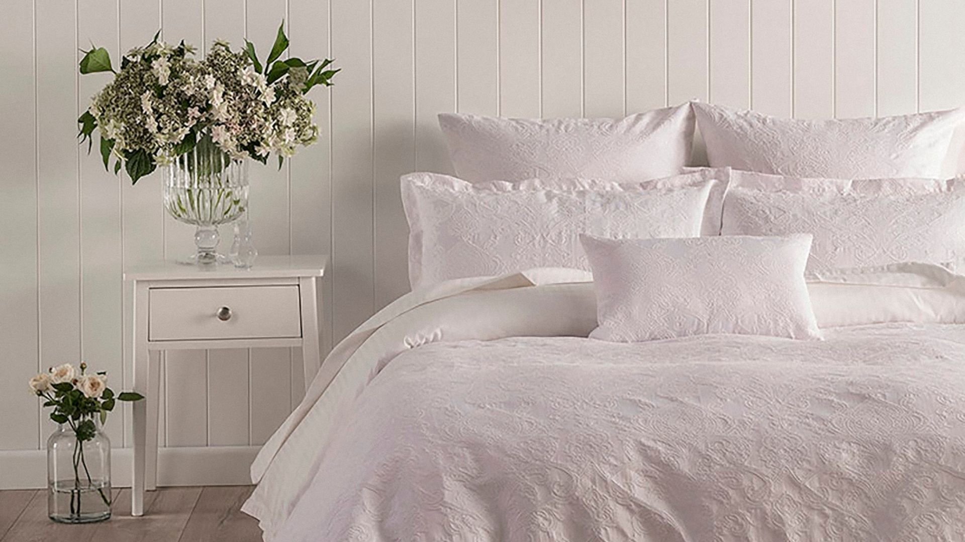 Storing Linen Creatively: Organising and Maximising Space for Your Bed Linens